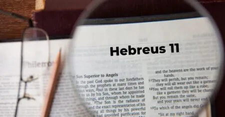 O que a Bíblia revela sobre a fé em Hebreus 11?