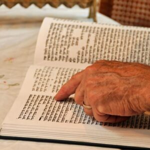 5 passos simples para estudar a Bíblia de forma eficaz